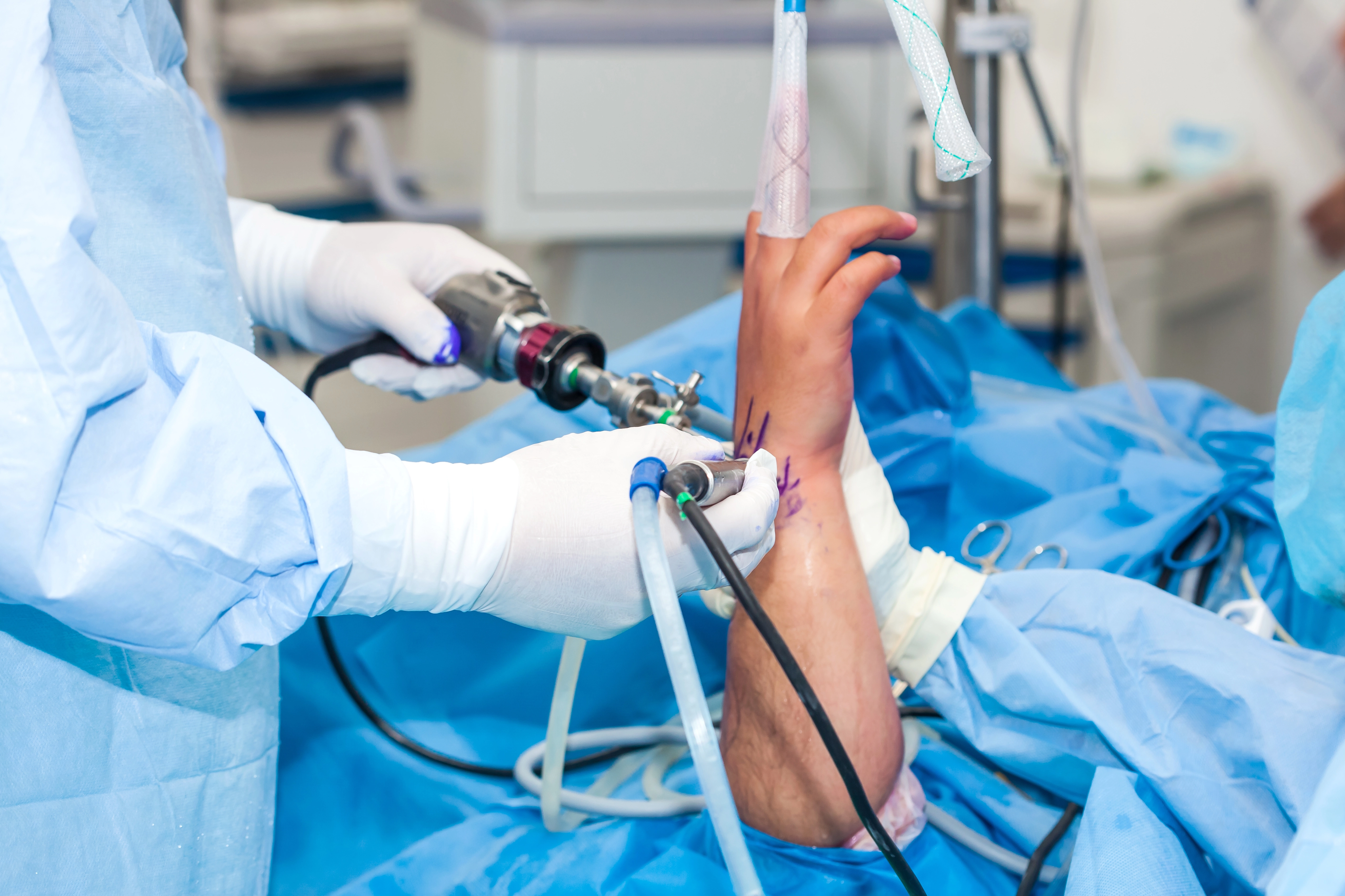 Dr Pierre Dekeuwer, chirurgie de la main a Hyeres